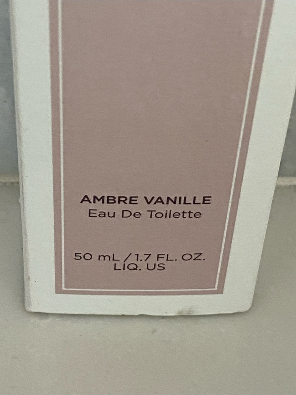 laura mercier Ambre Vanille Fragrance Box - Blush Pink & White - Picture 3 of 14